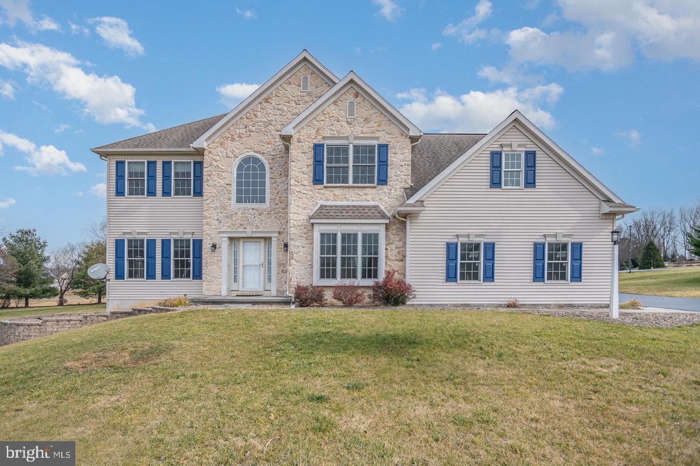 916 Cross Creek Court