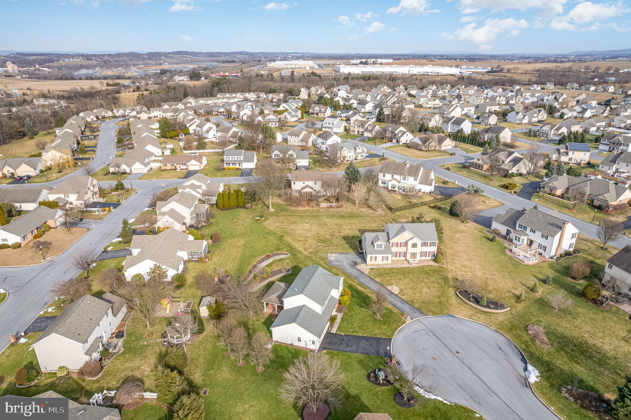 15 White Oak Cir