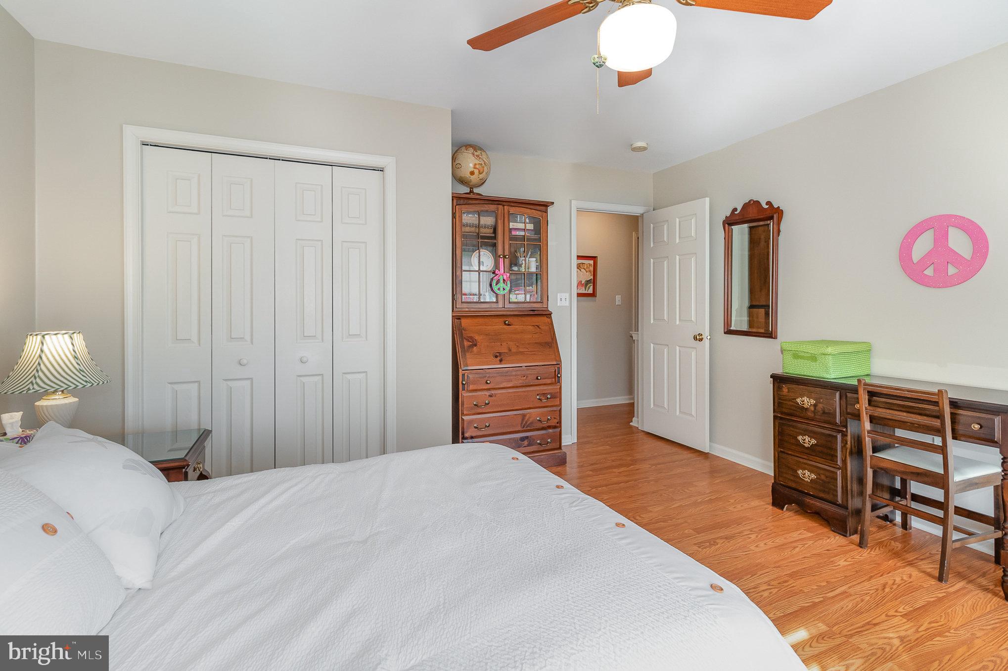 15 White Oak Cir