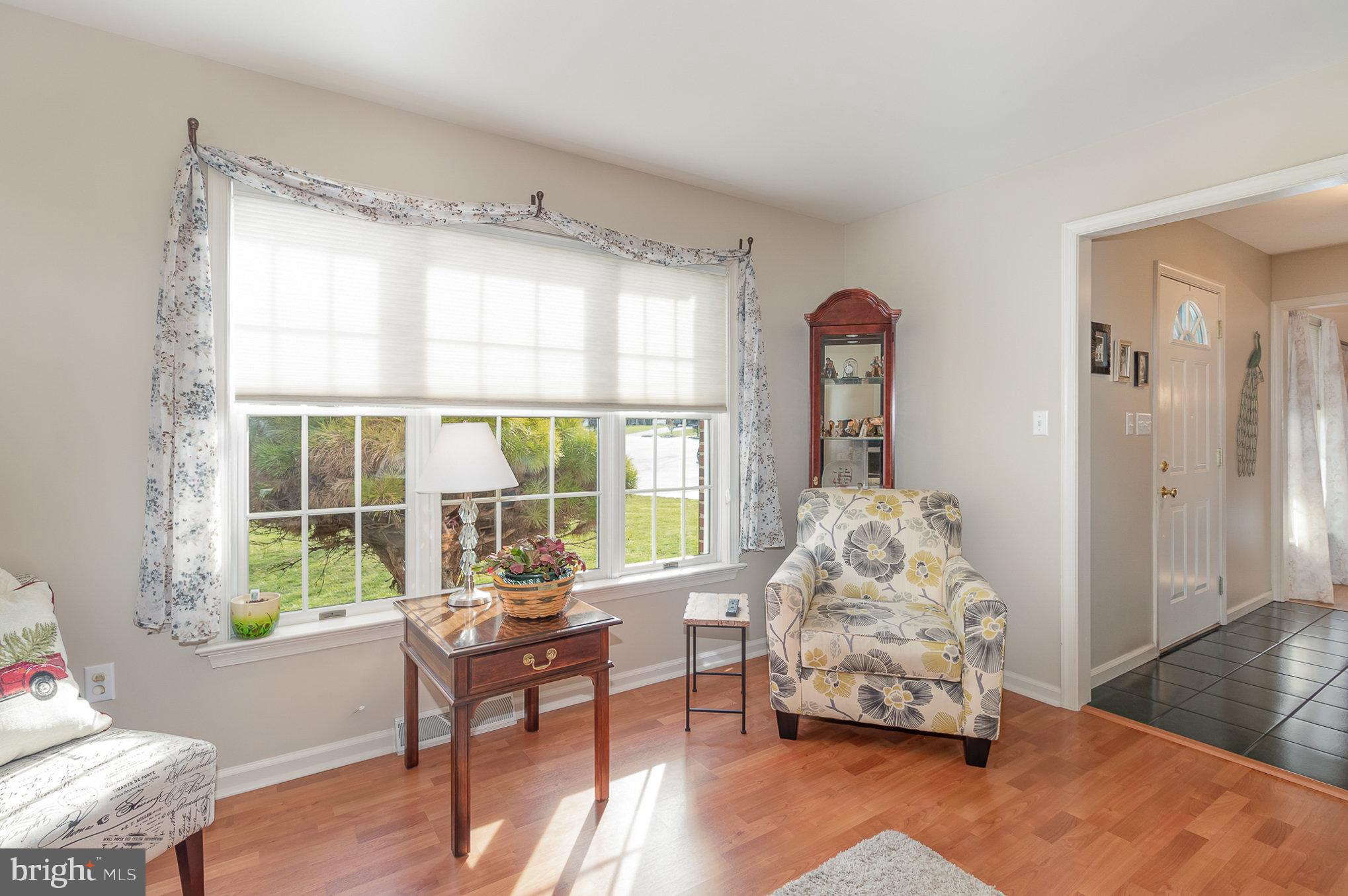 15 White Oak Cir