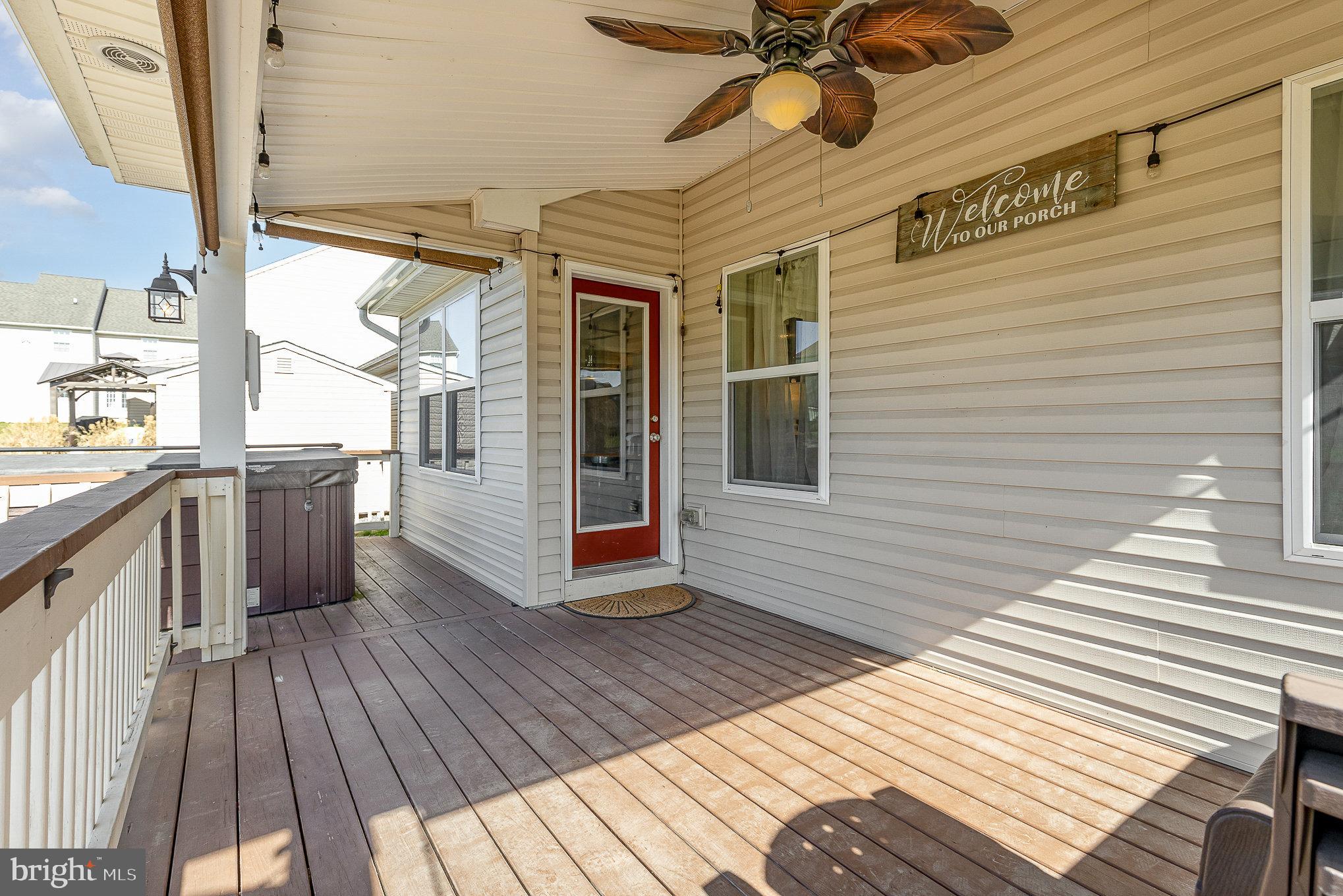 15 Waterford Ln