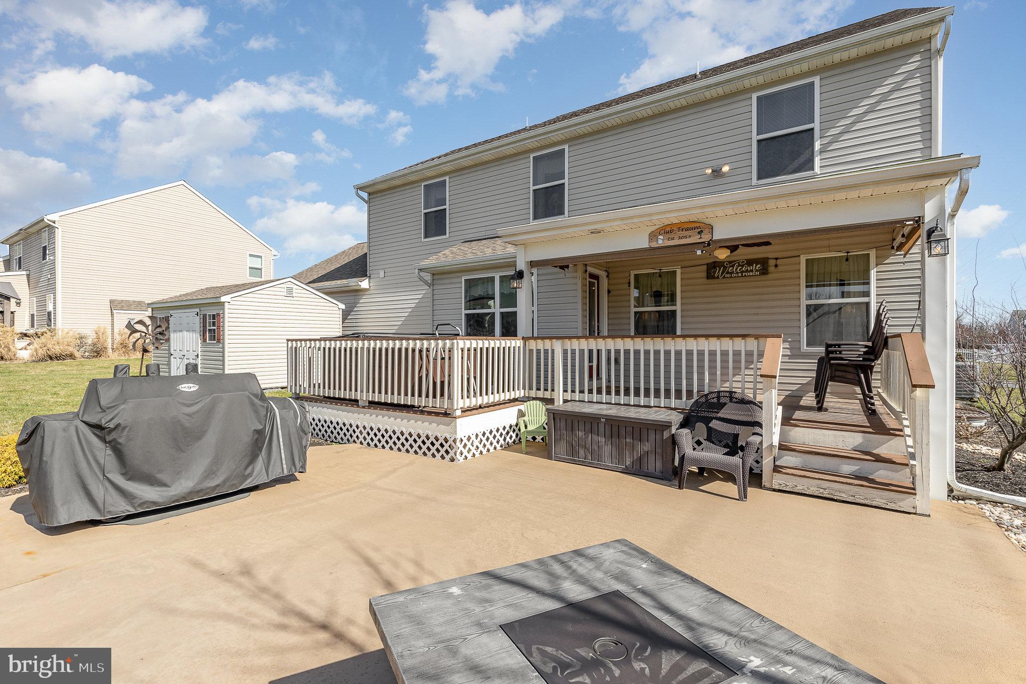15 Waterford Ln
