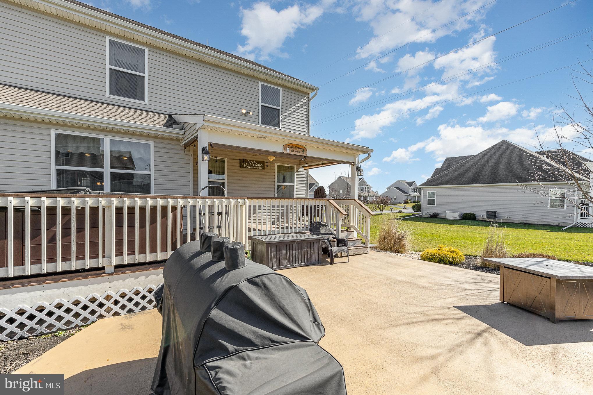 15 Waterford Ln