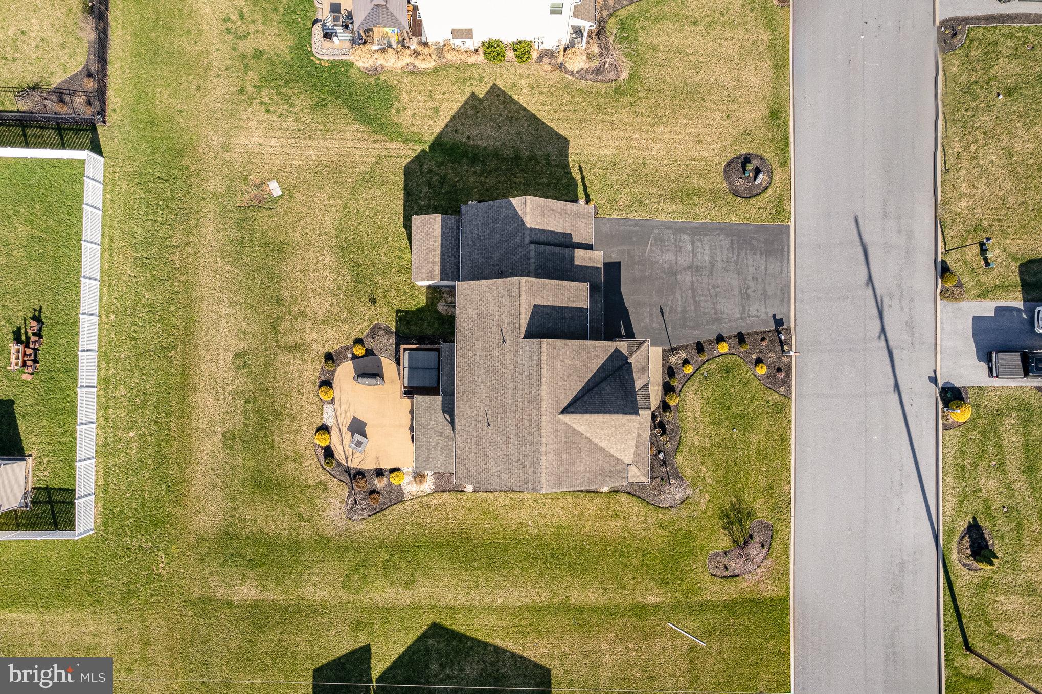 15 Waterford Ln