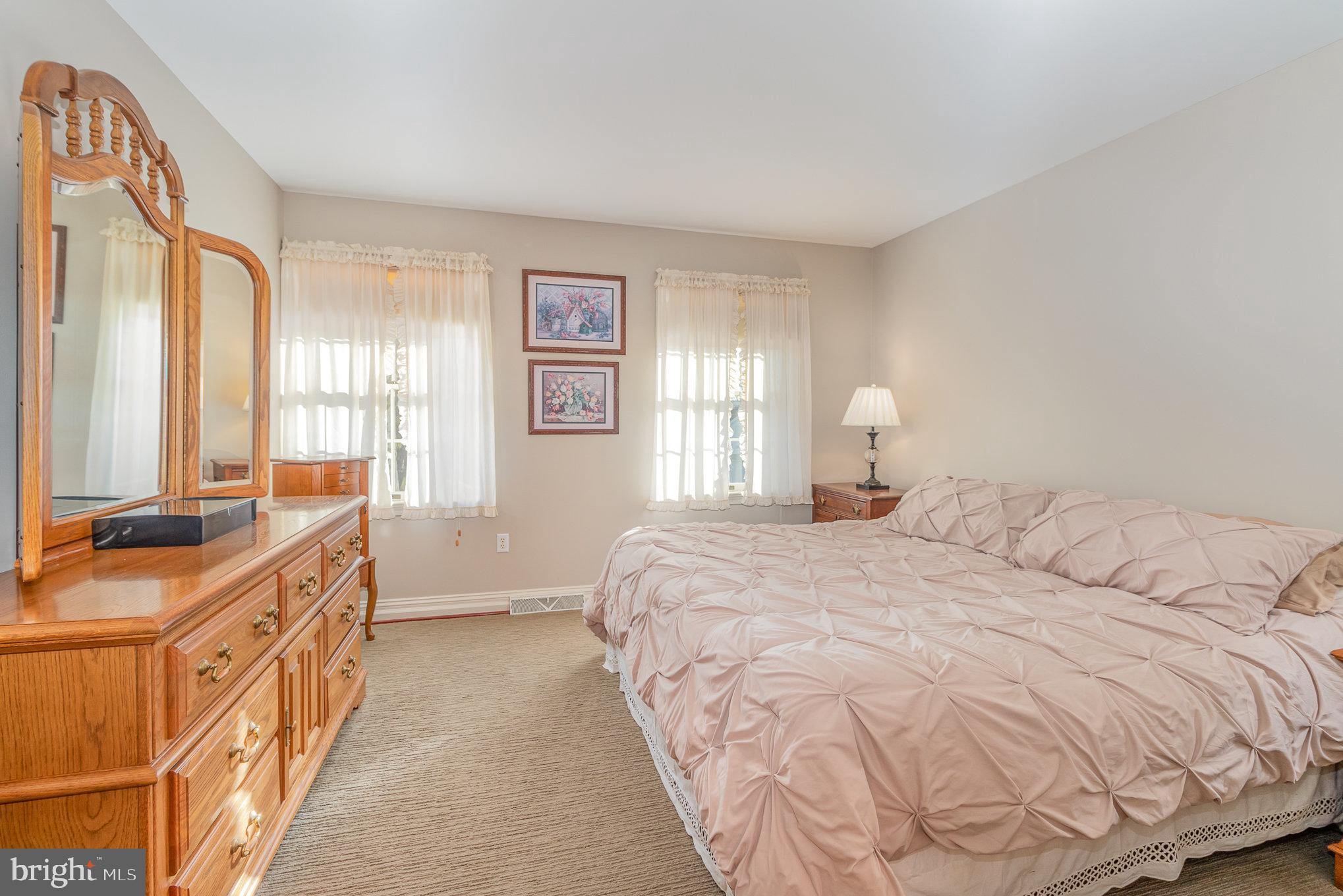 123 Apple Blossom Ln