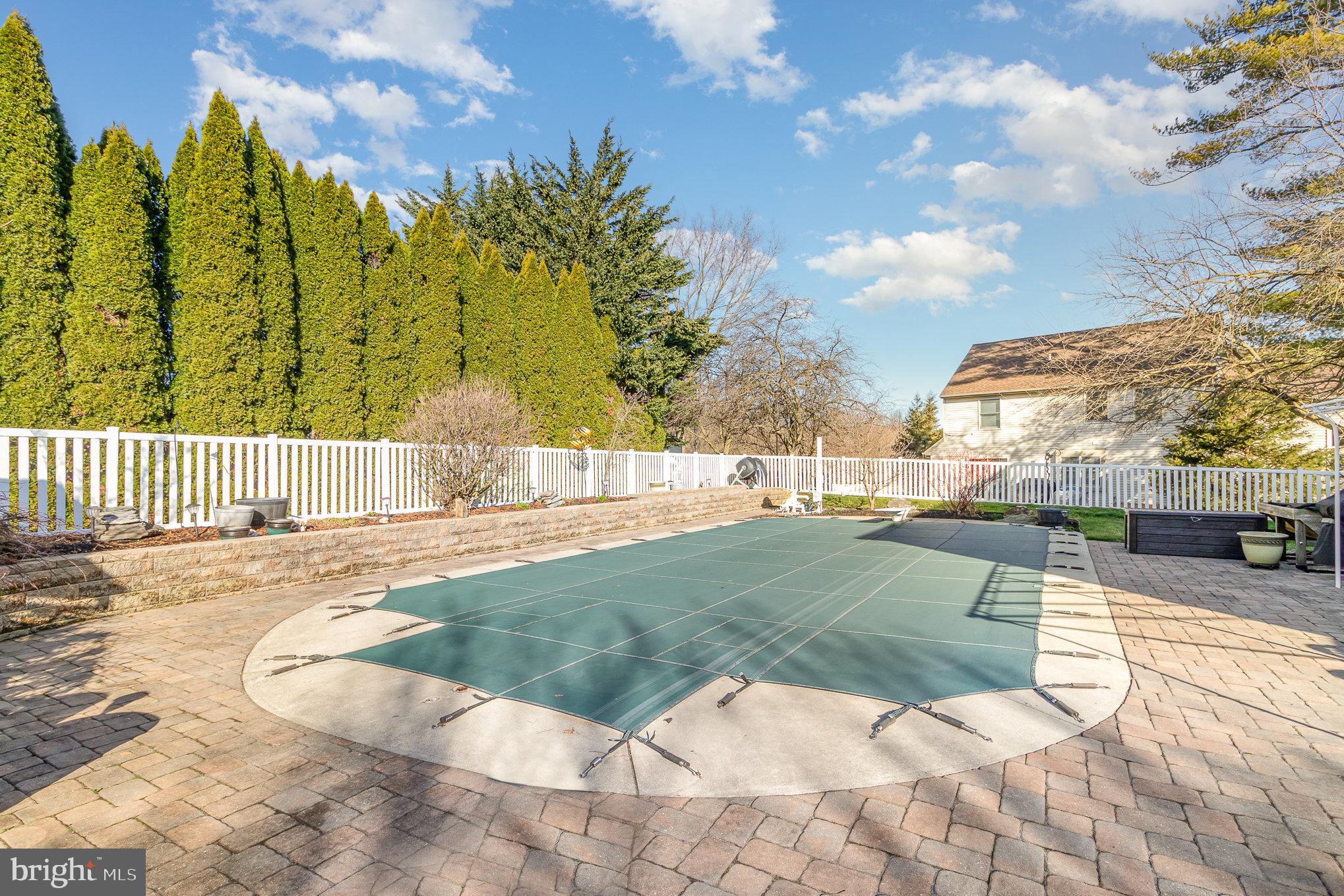 123 Apple Blossom Ln