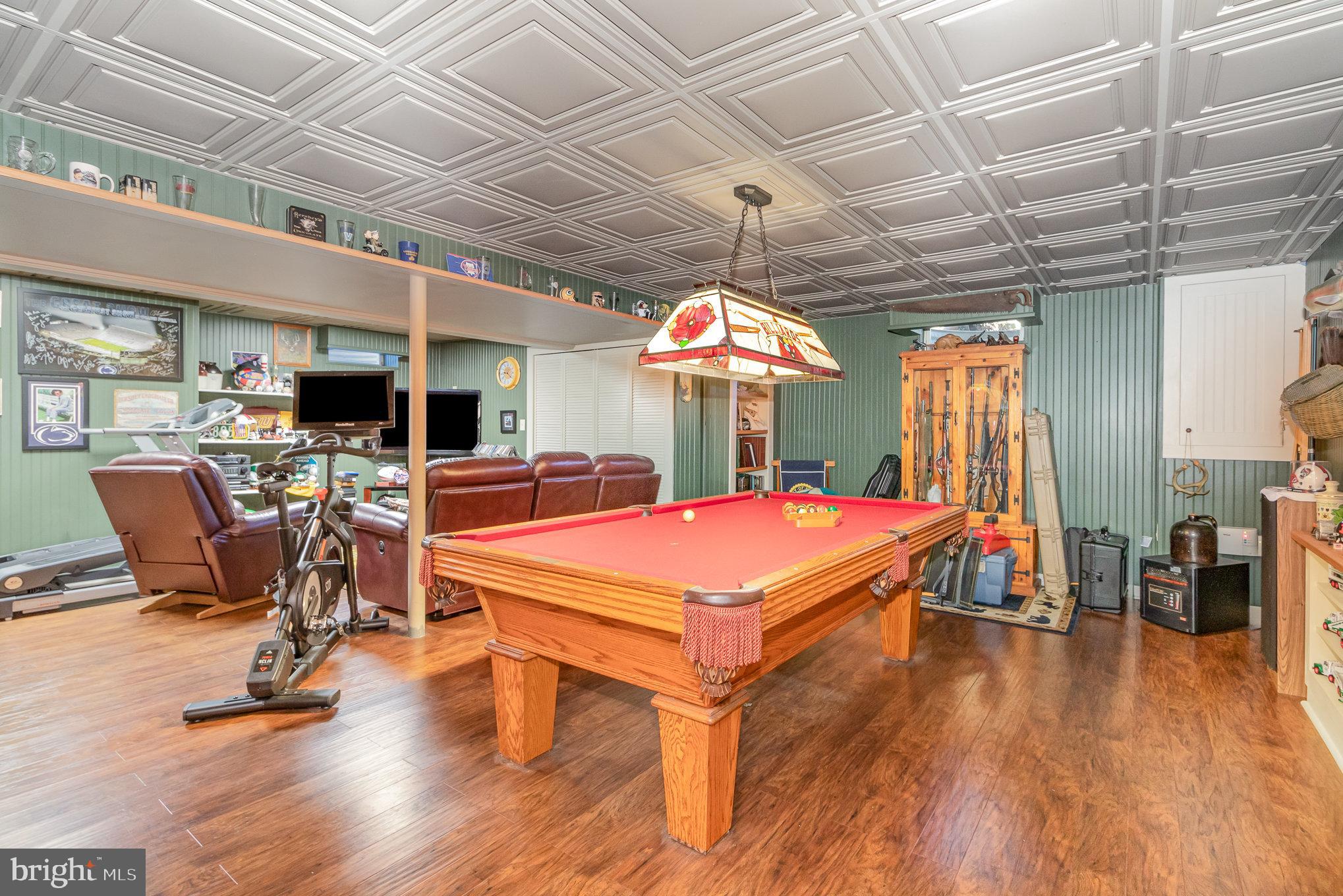 123 Apple Blossom Ln