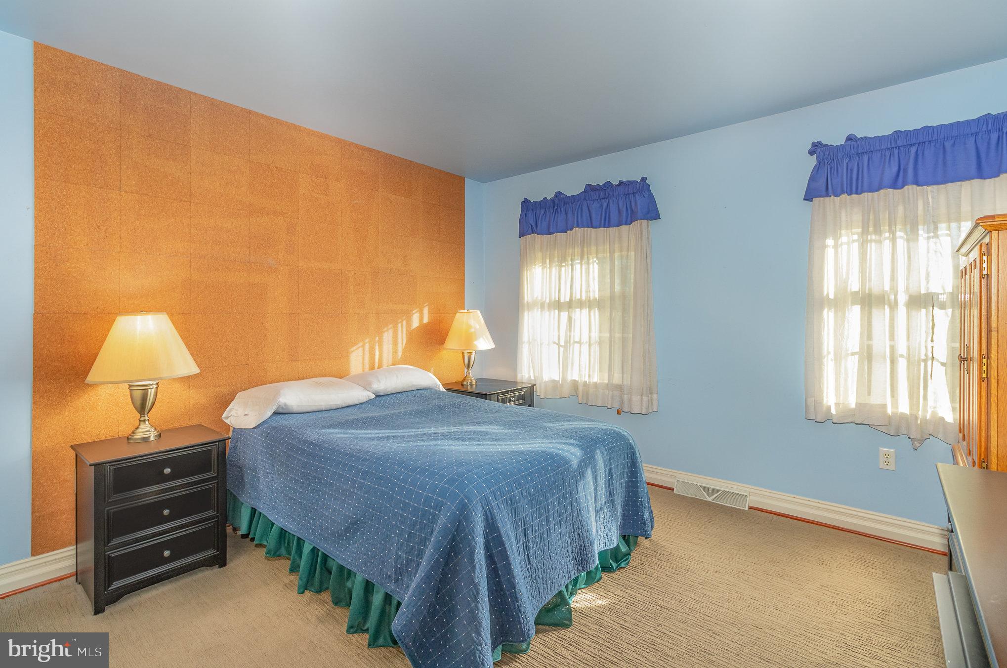 123 Apple Blossom Ln