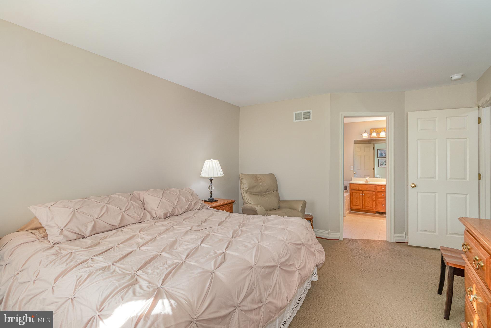 123 Apple Blossom Ln