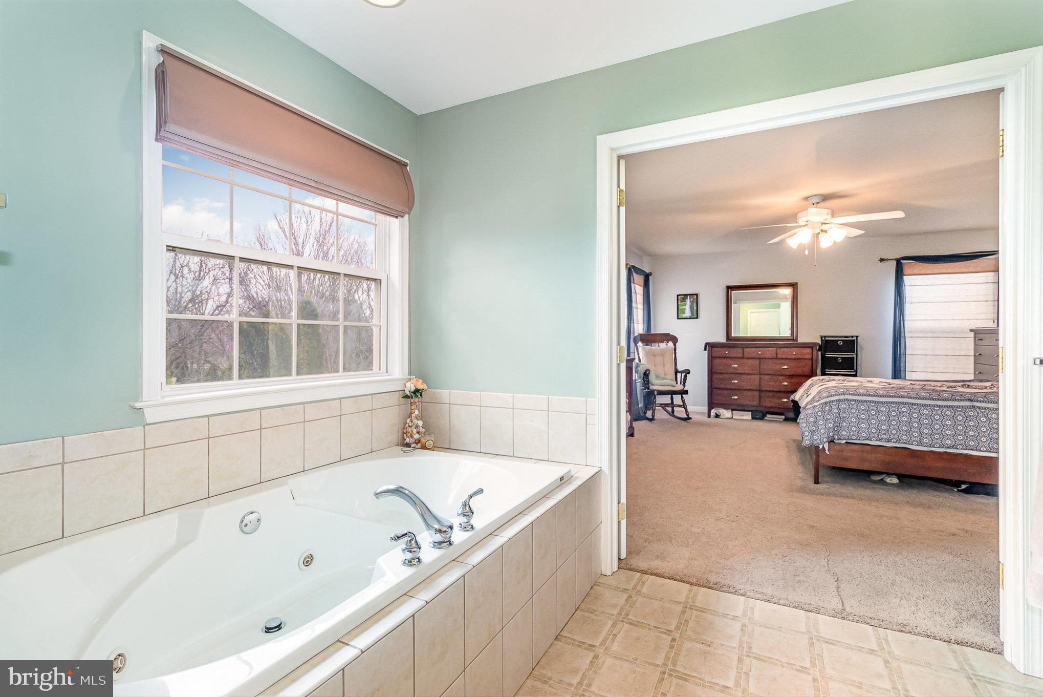 105 Farmstead Cir