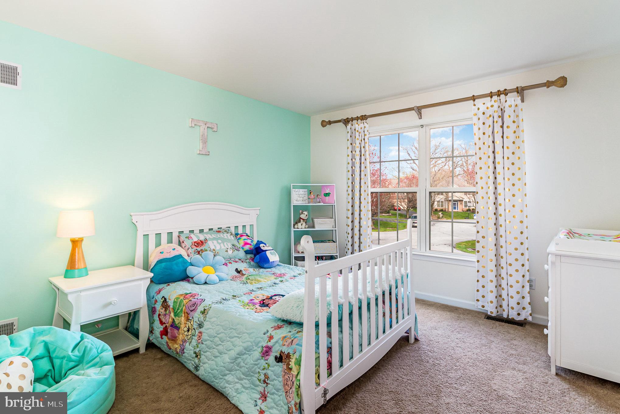 105 Farmstead Cir