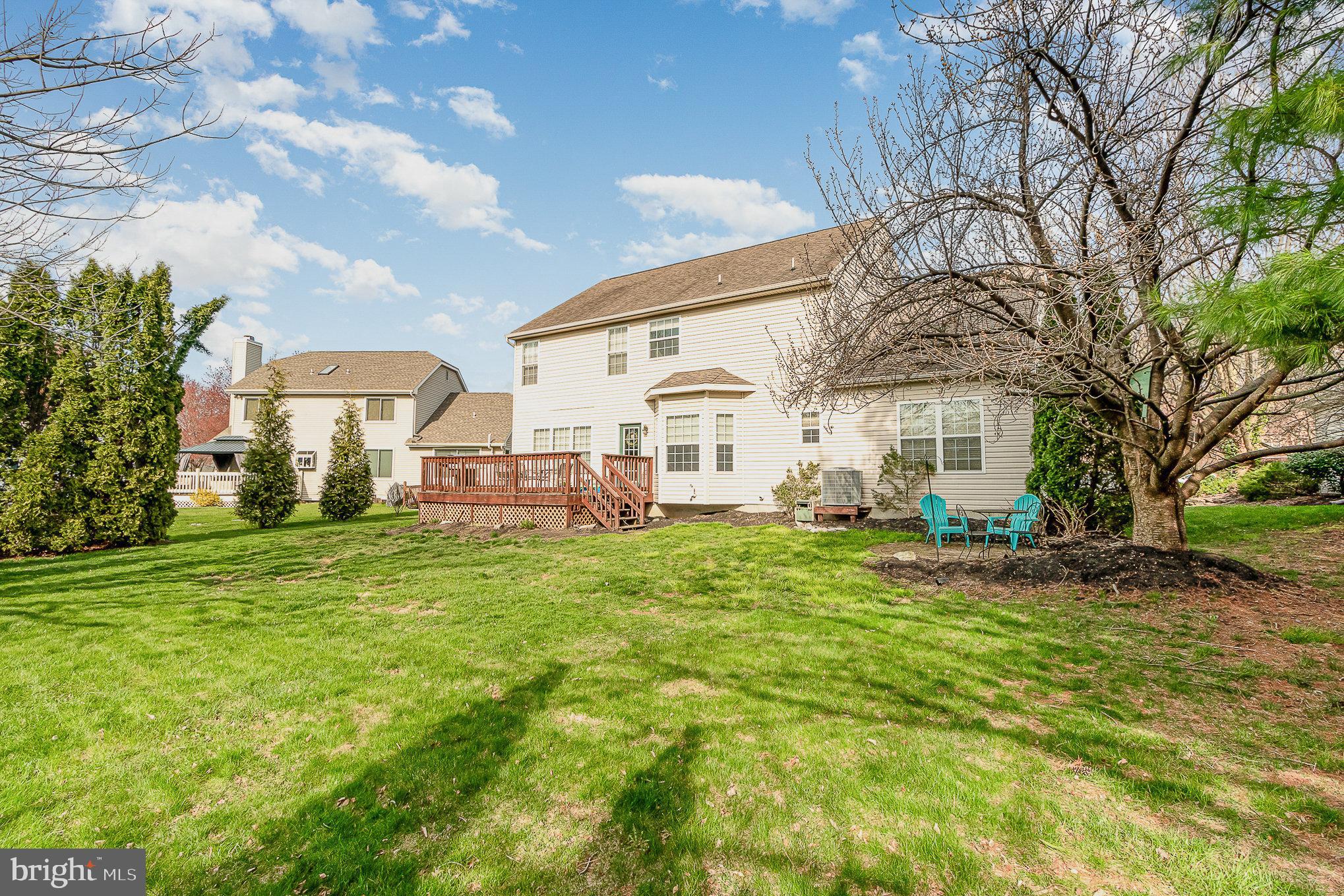 105 Farmstead Cir