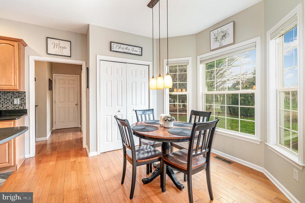 105 Farmstead Cir