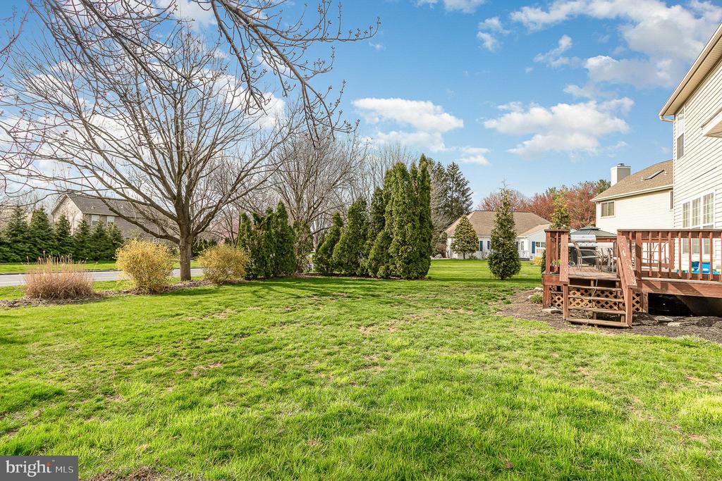 105 Farmstead Cir