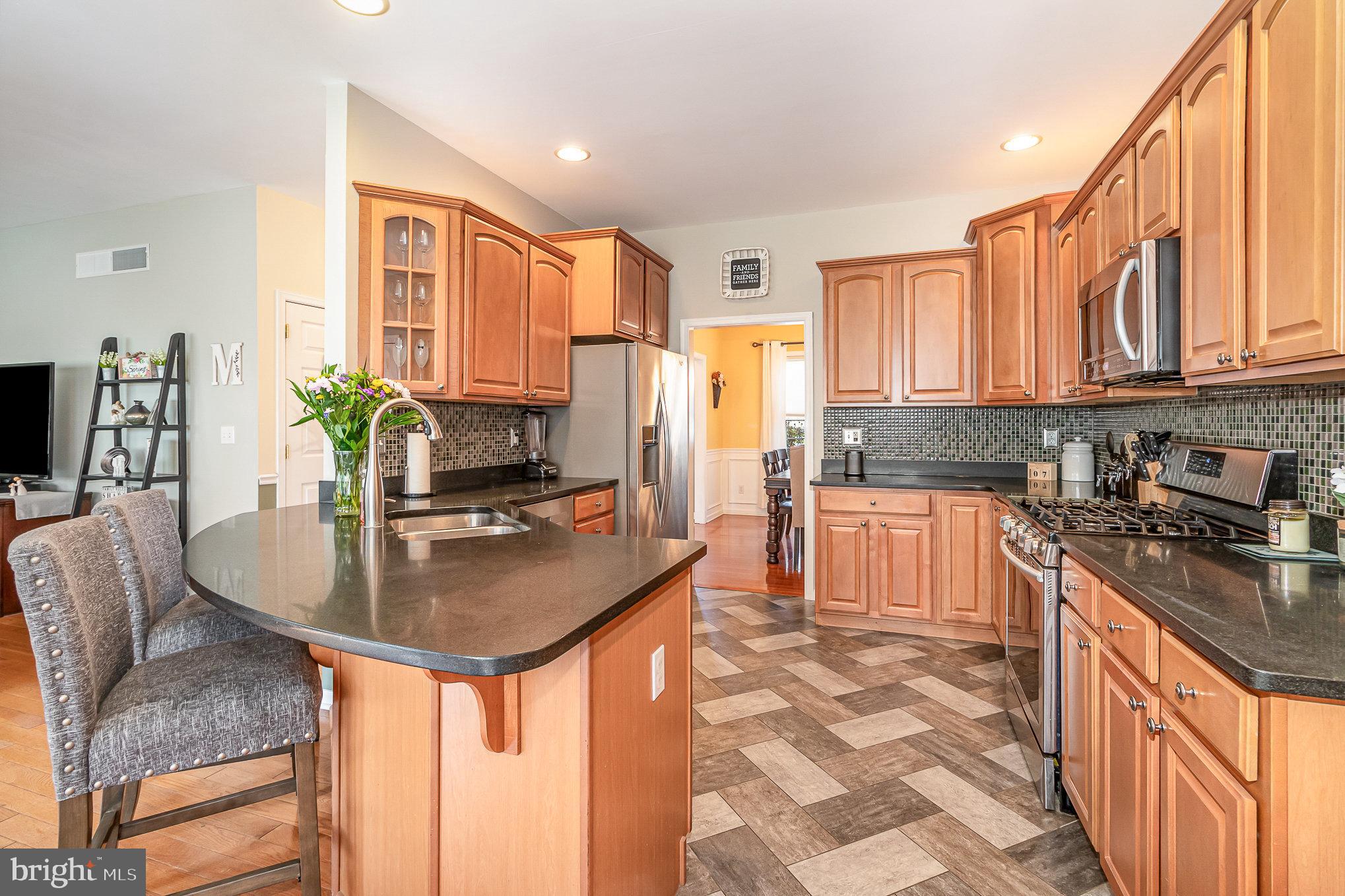 105 Farmstead Cir