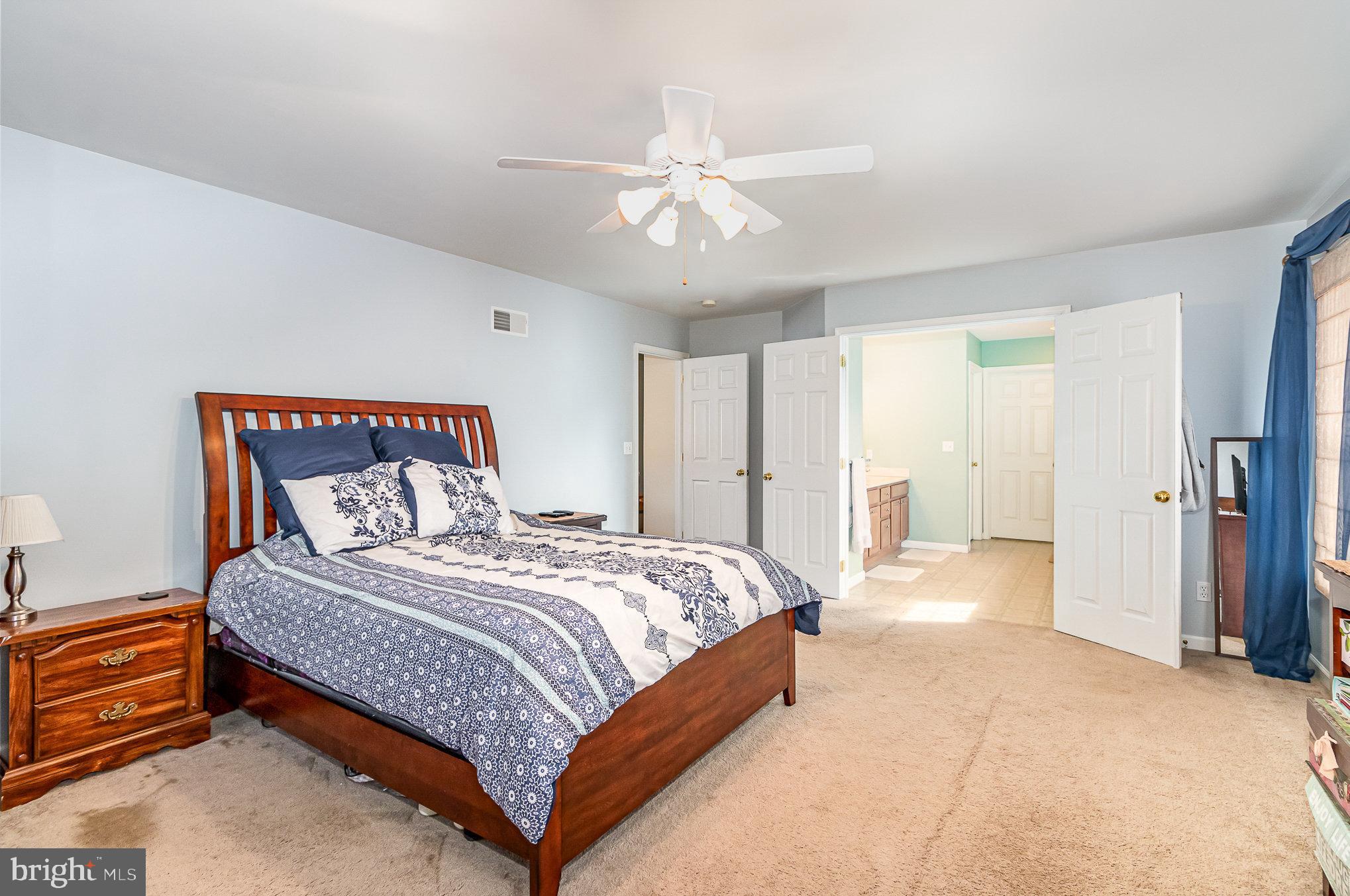 105 Farmstead Cir