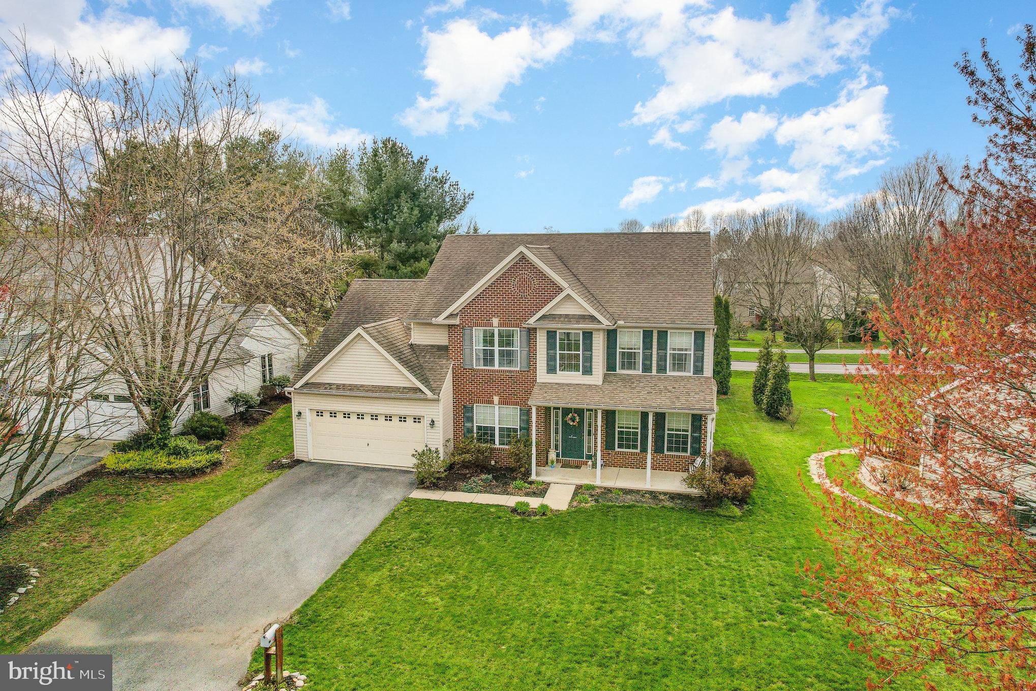 105 Farmstead Cir