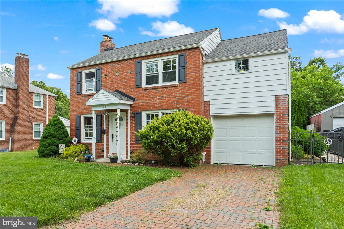 518 Park Dr