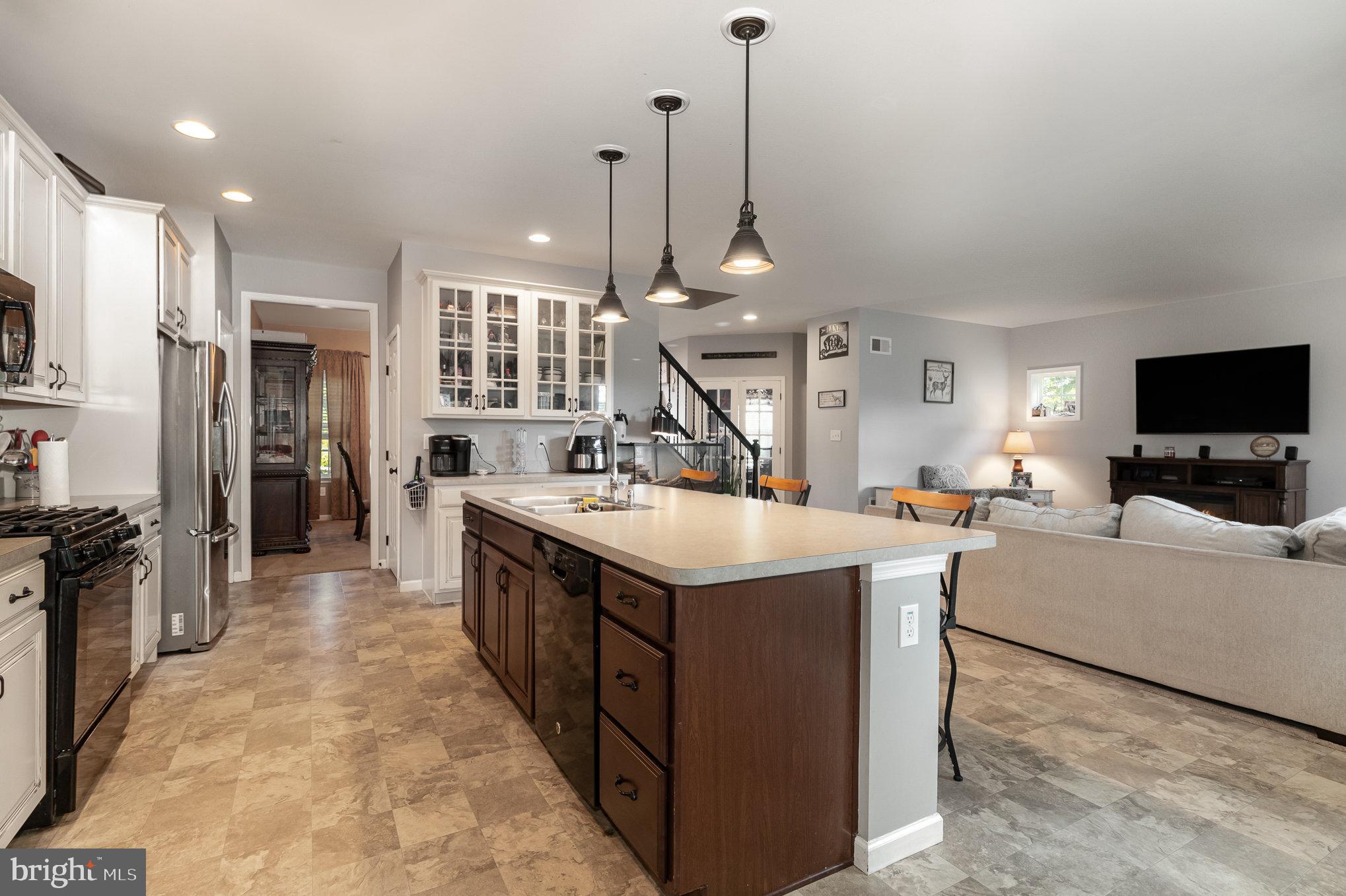 222 Fox Rd
