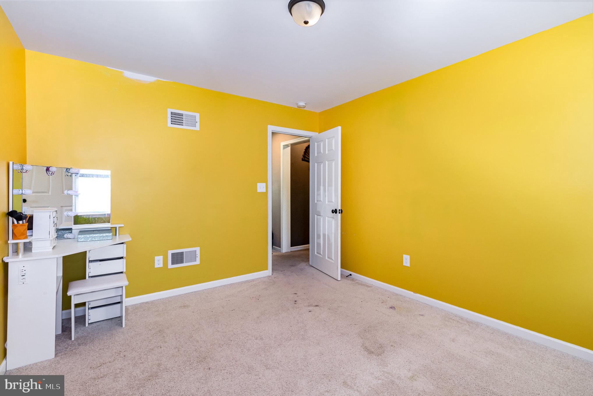 222 Fox Rd