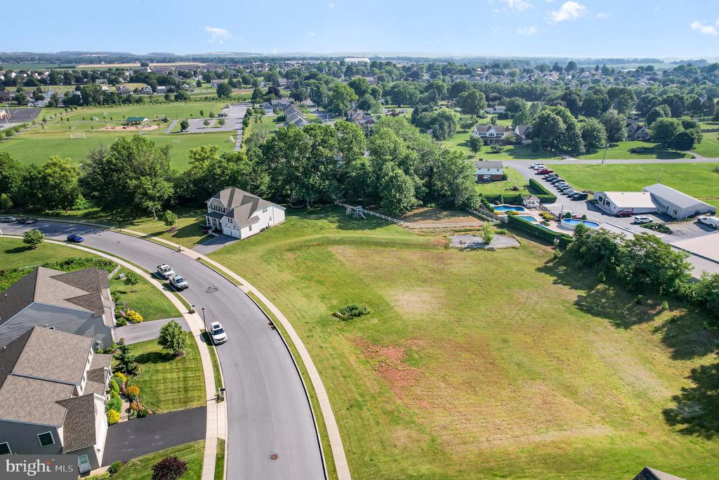 222 Fox Rd