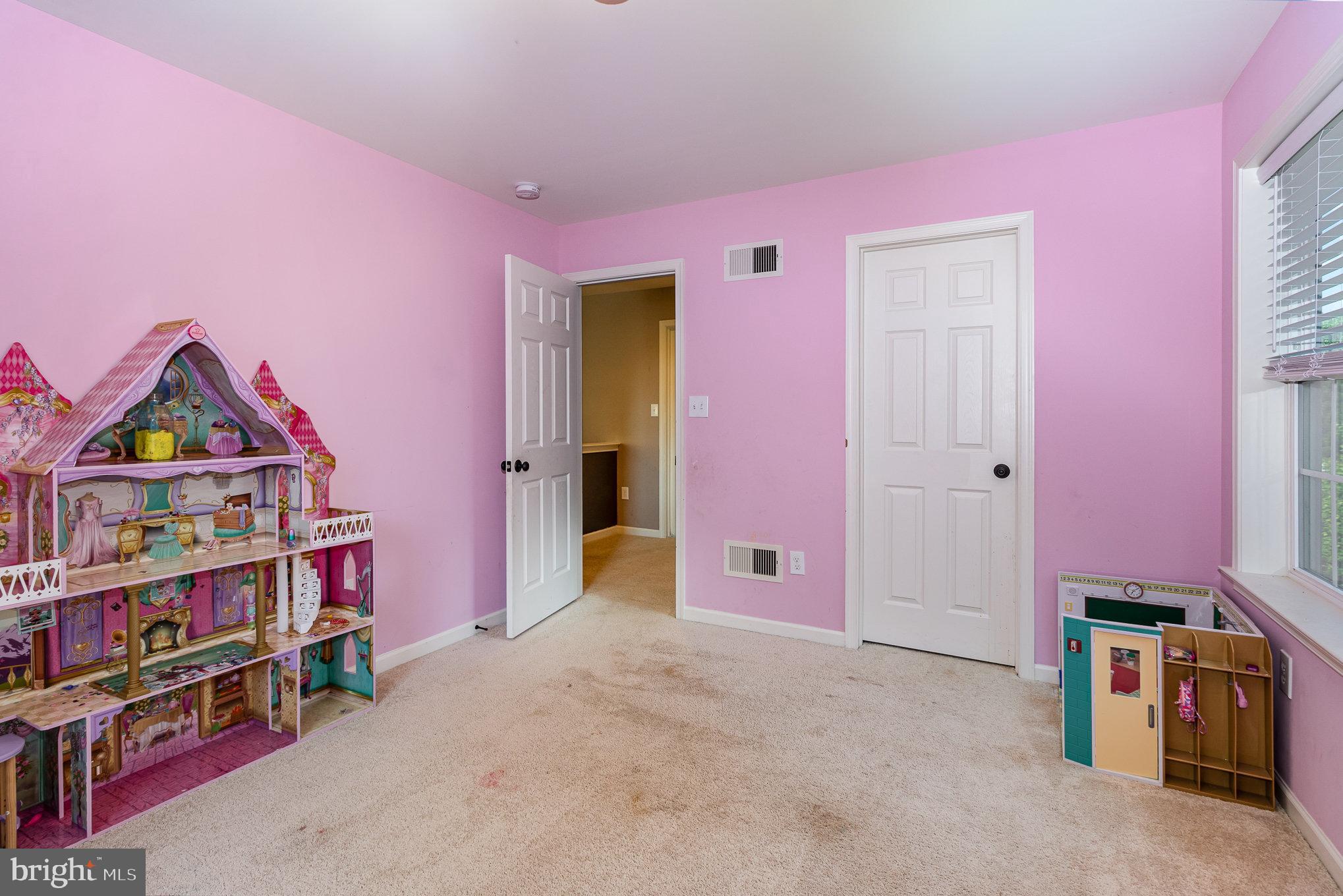 222 Fox Rd