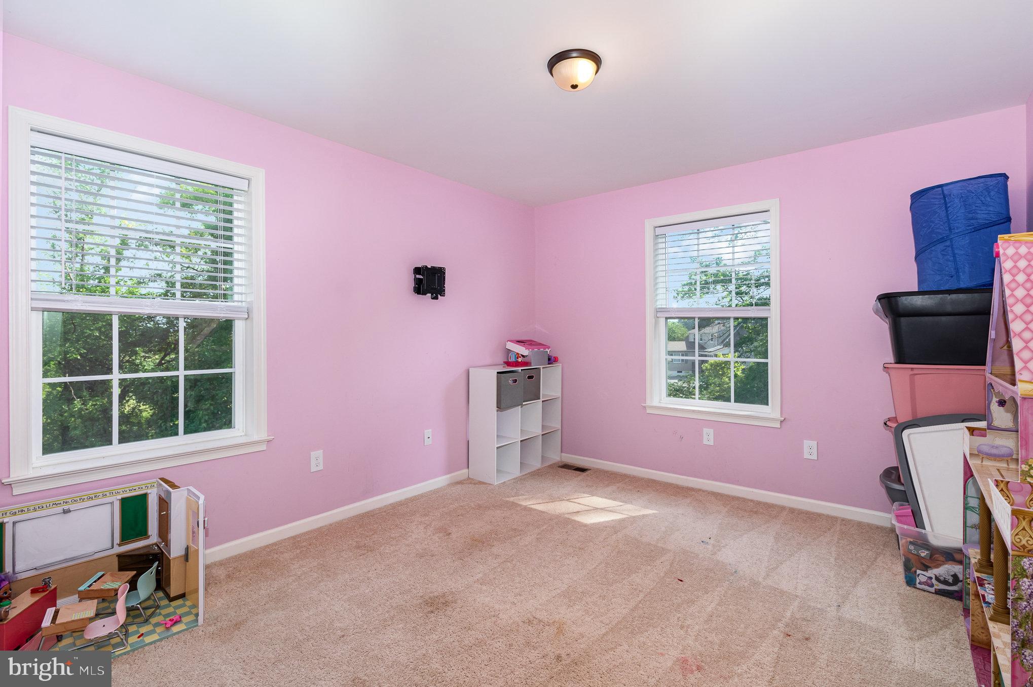 222 Fox Rd