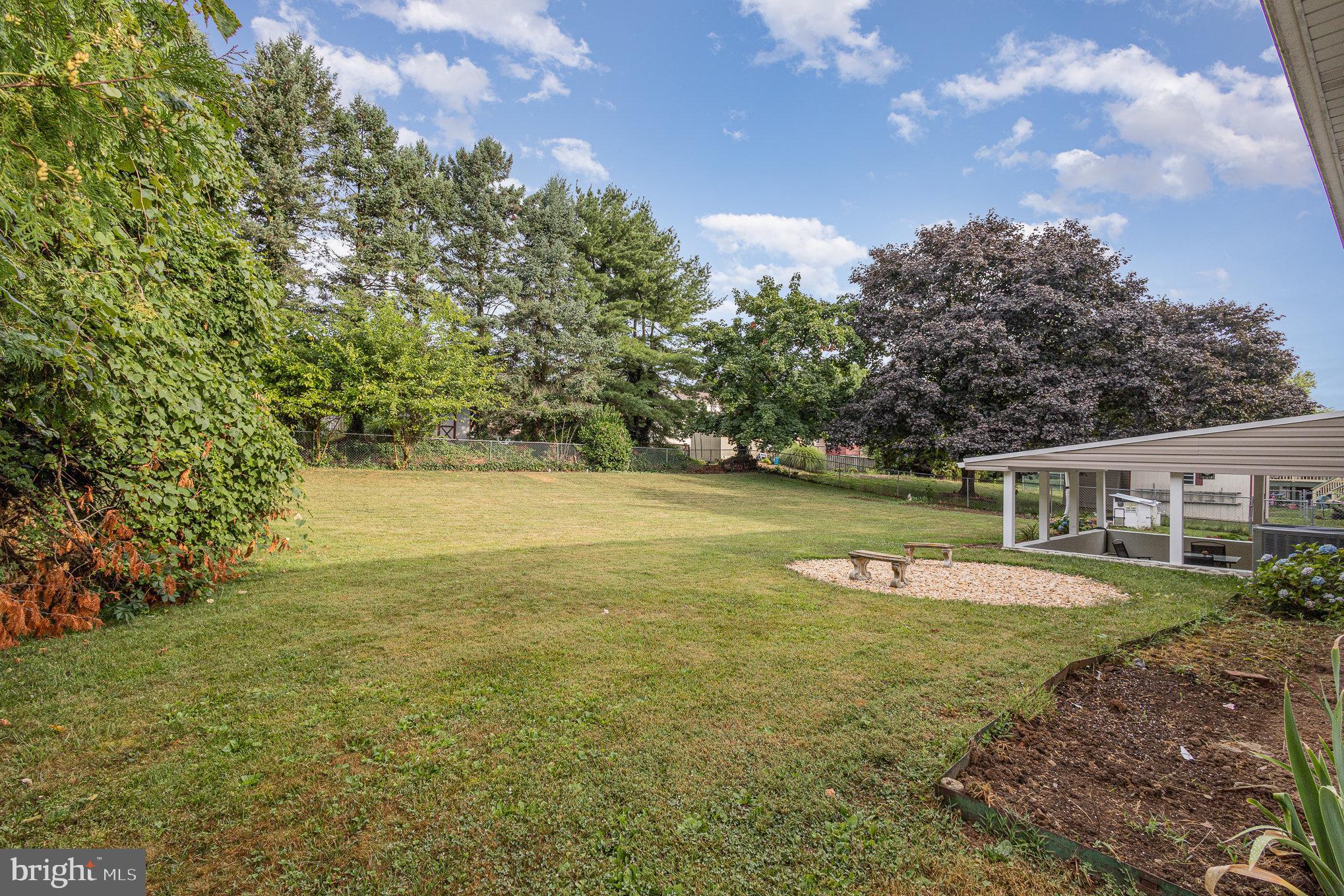 155 Schoolhouse Rd