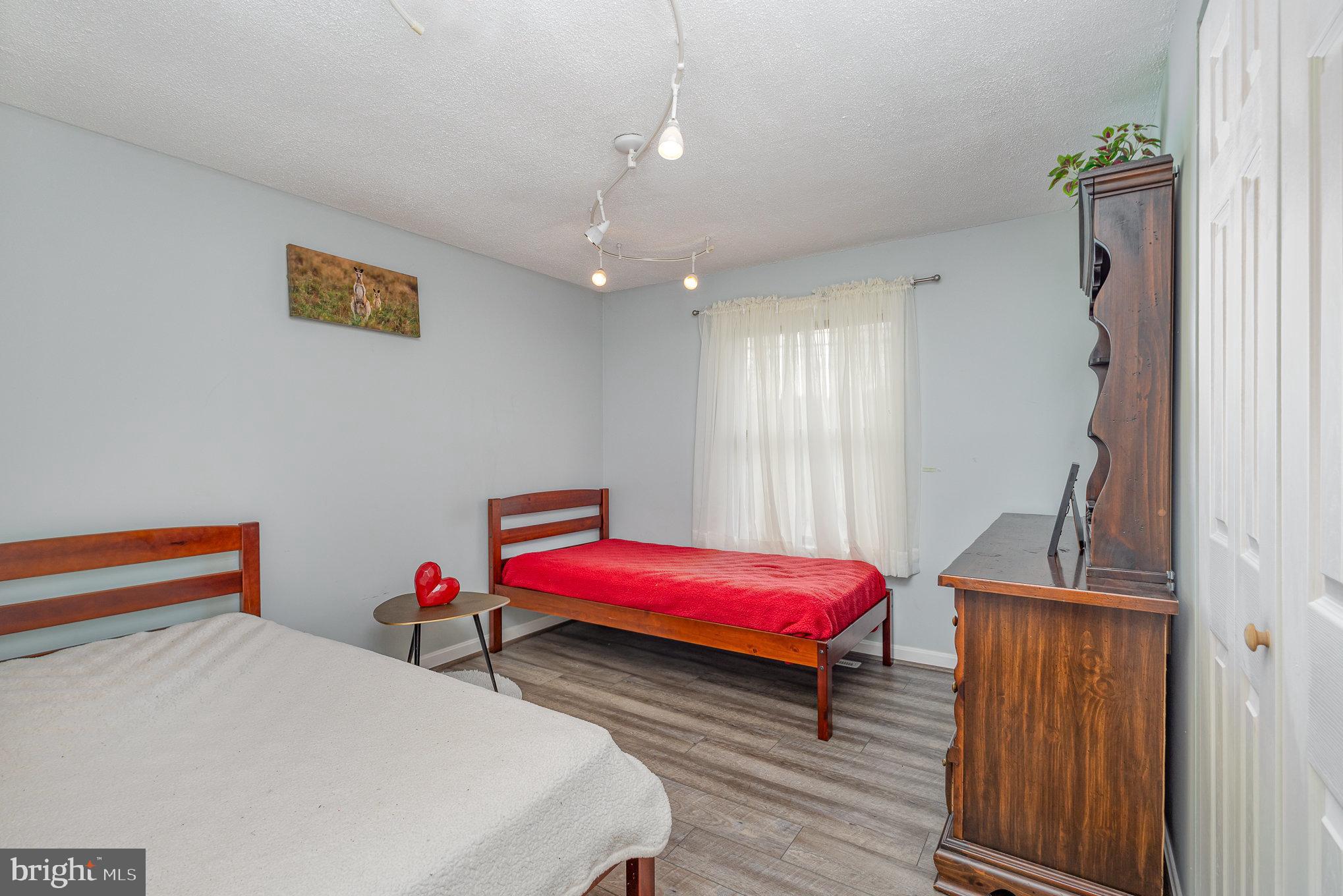 155 Schoolhouse Rd