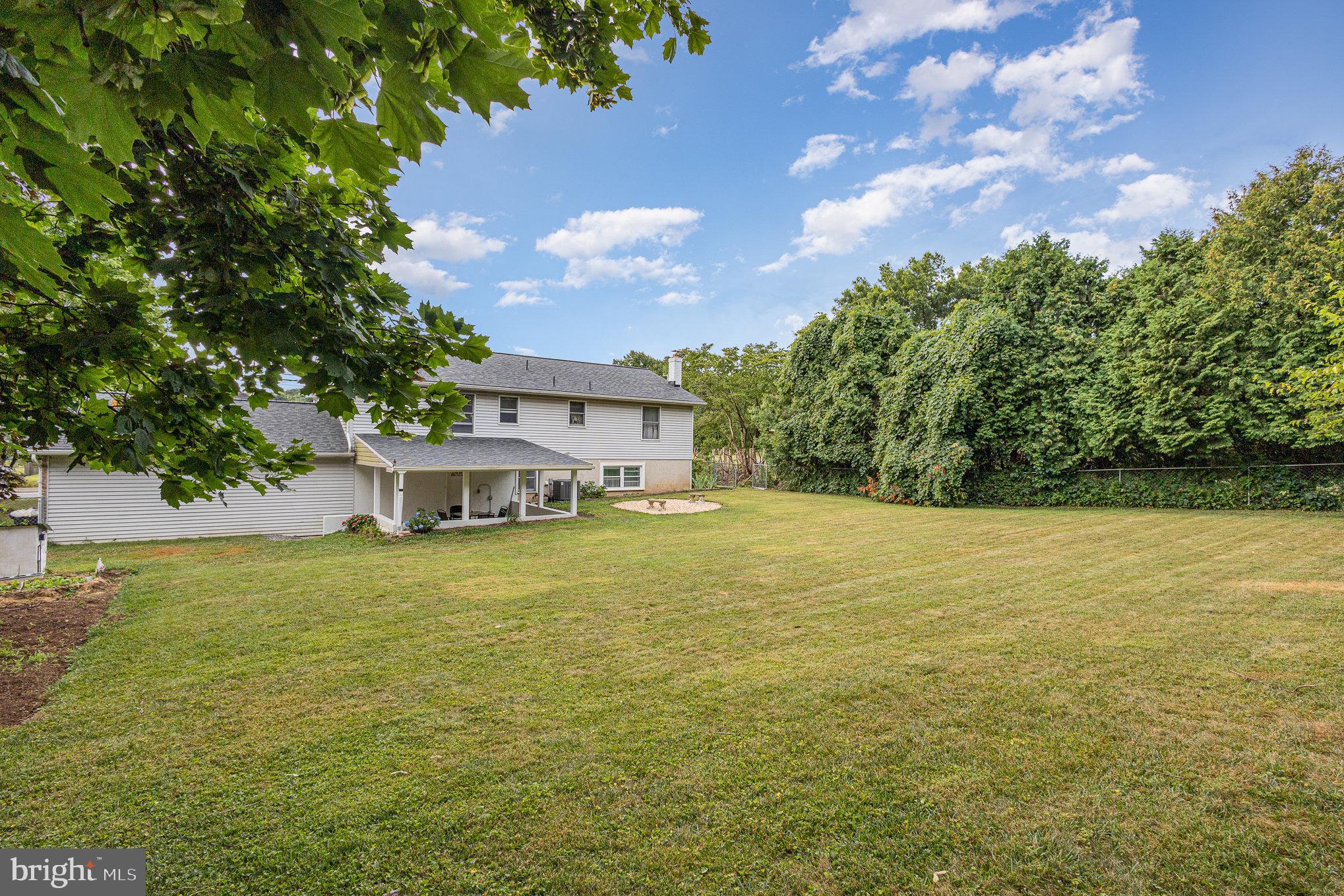 155 Schoolhouse Rd