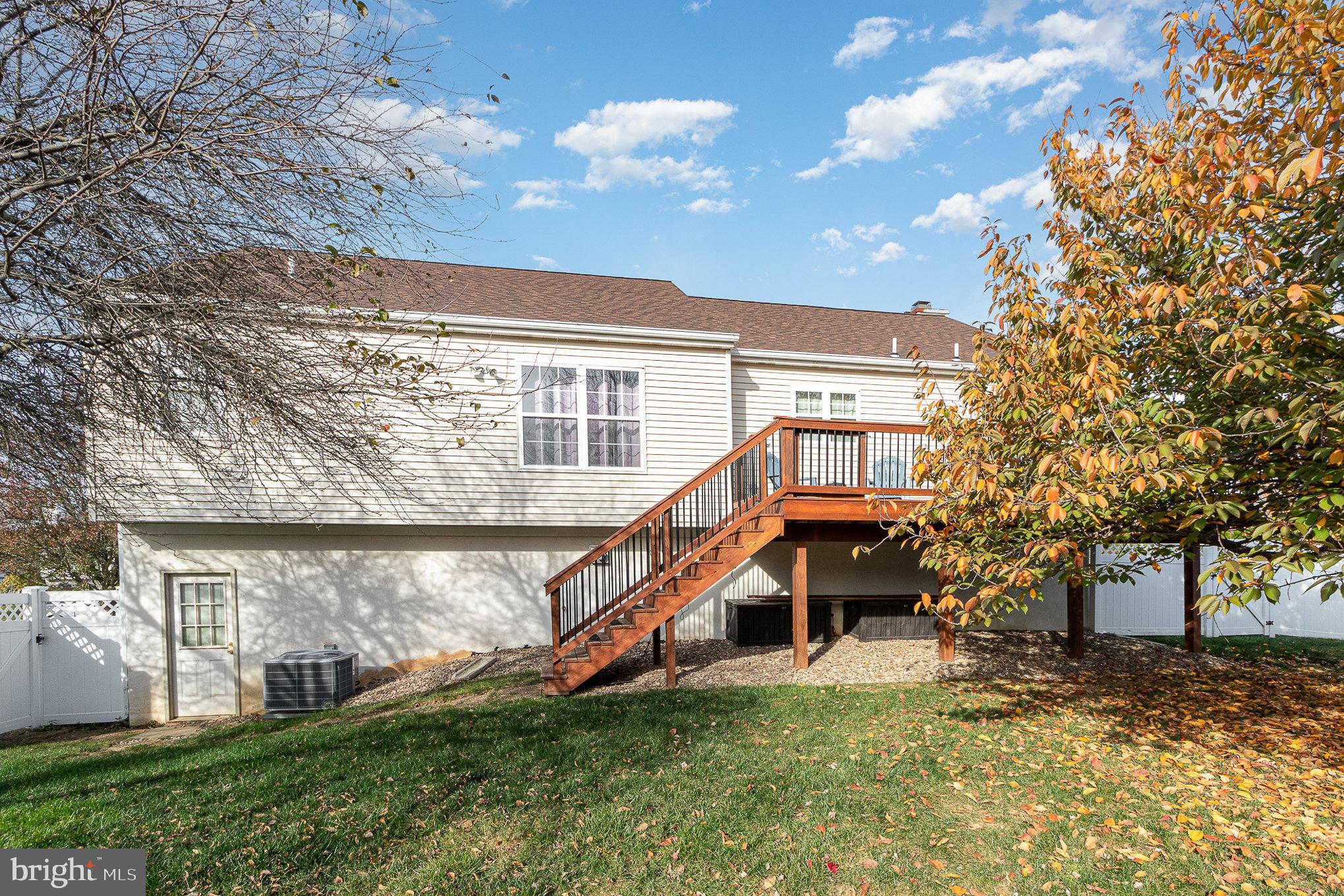 50 Rye Ln