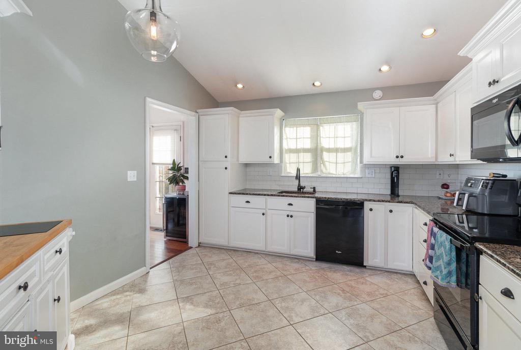 50 Rye Ln