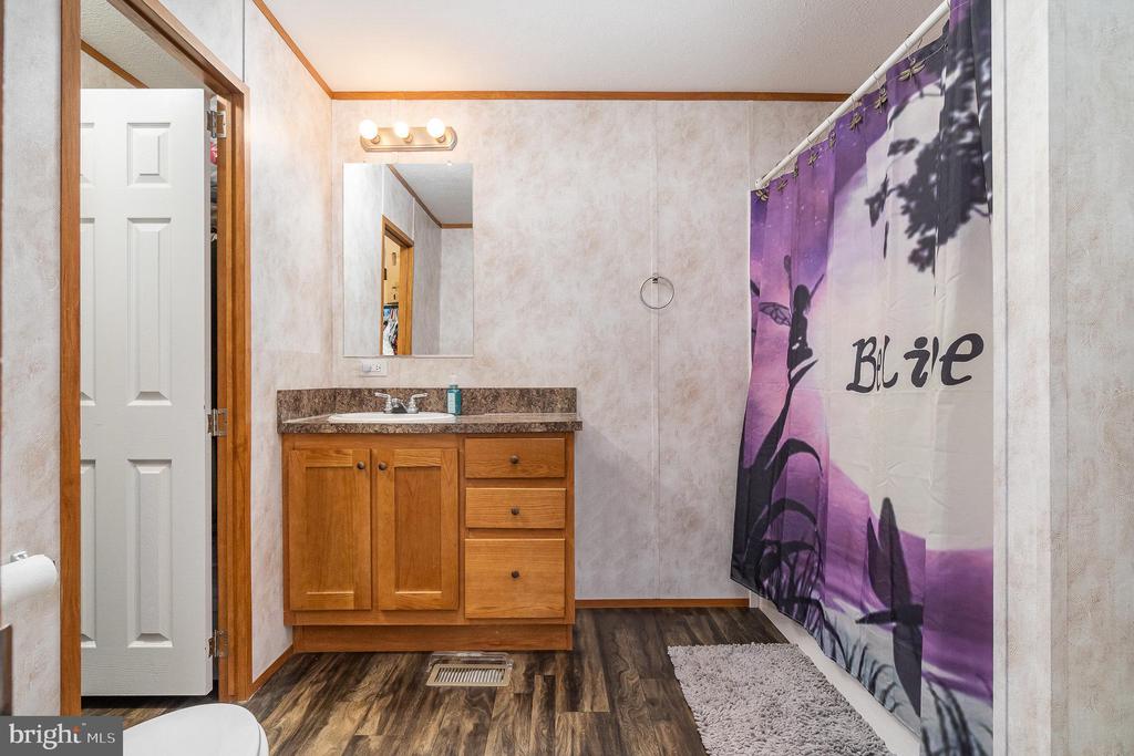 75 Oliver Dr
