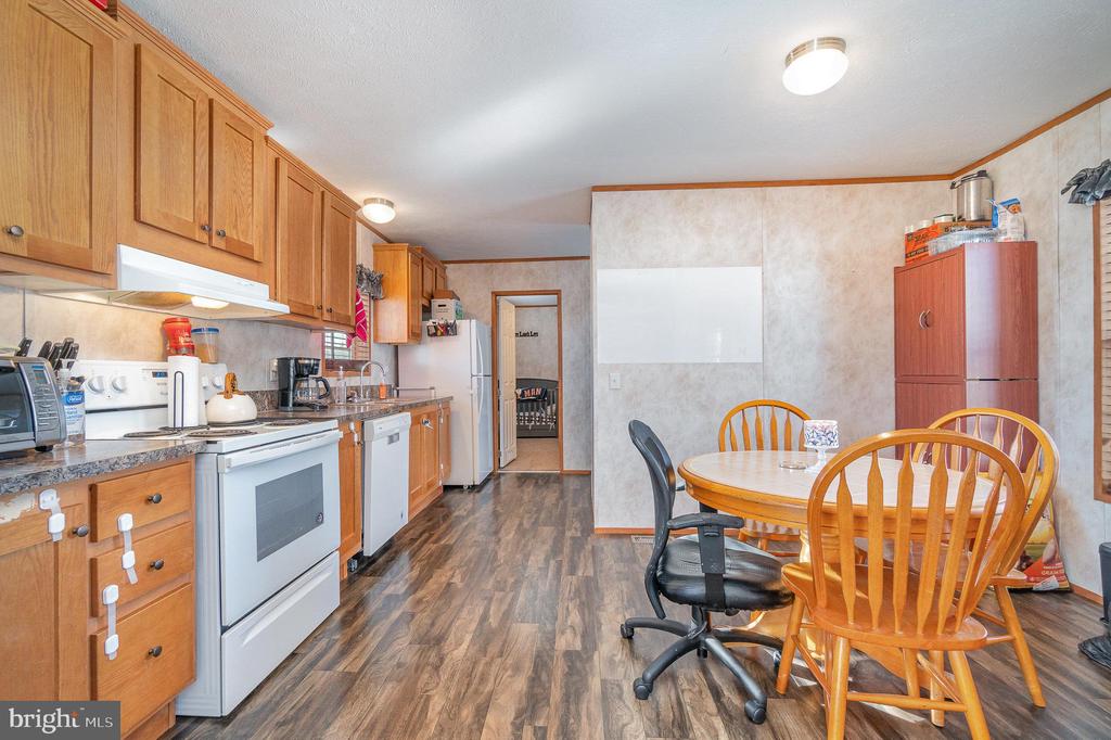 75 Oliver Dr