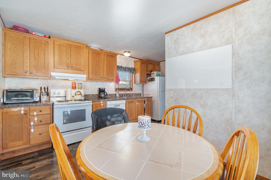 75 Oliver Dr