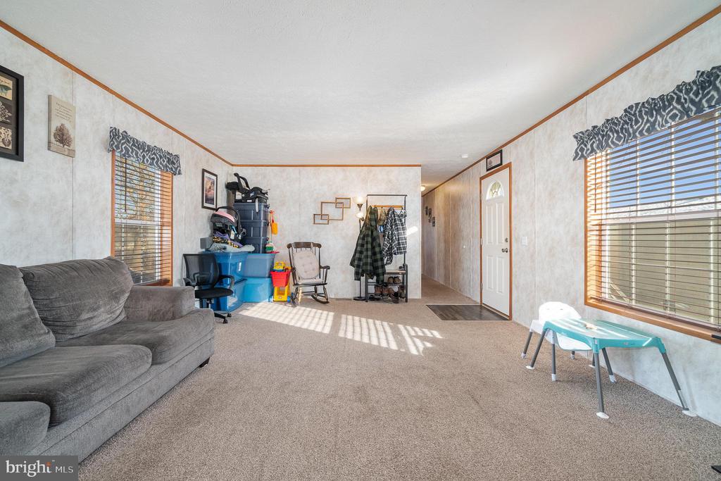 75 Oliver Dr