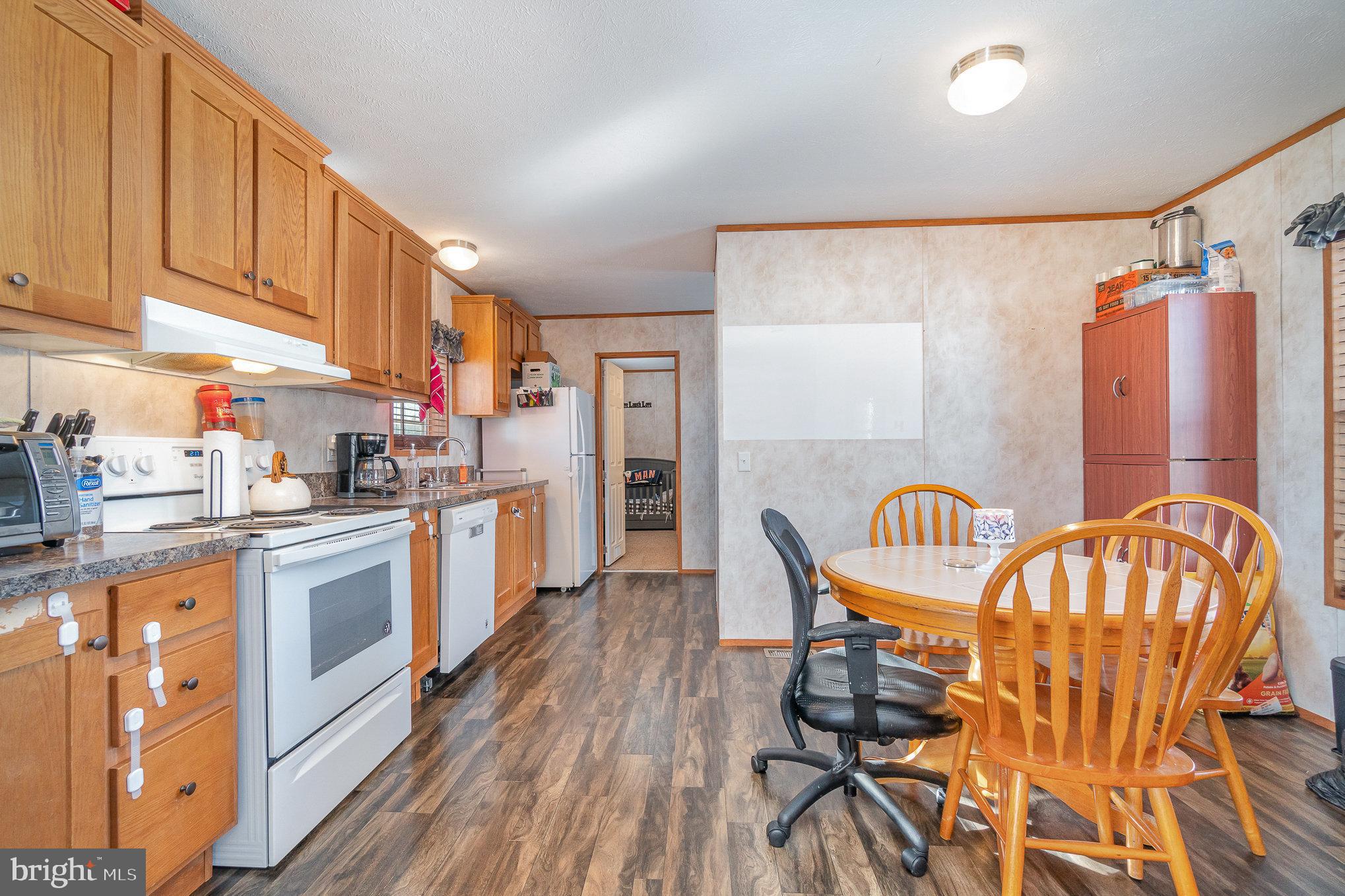 75 Oliver Dr