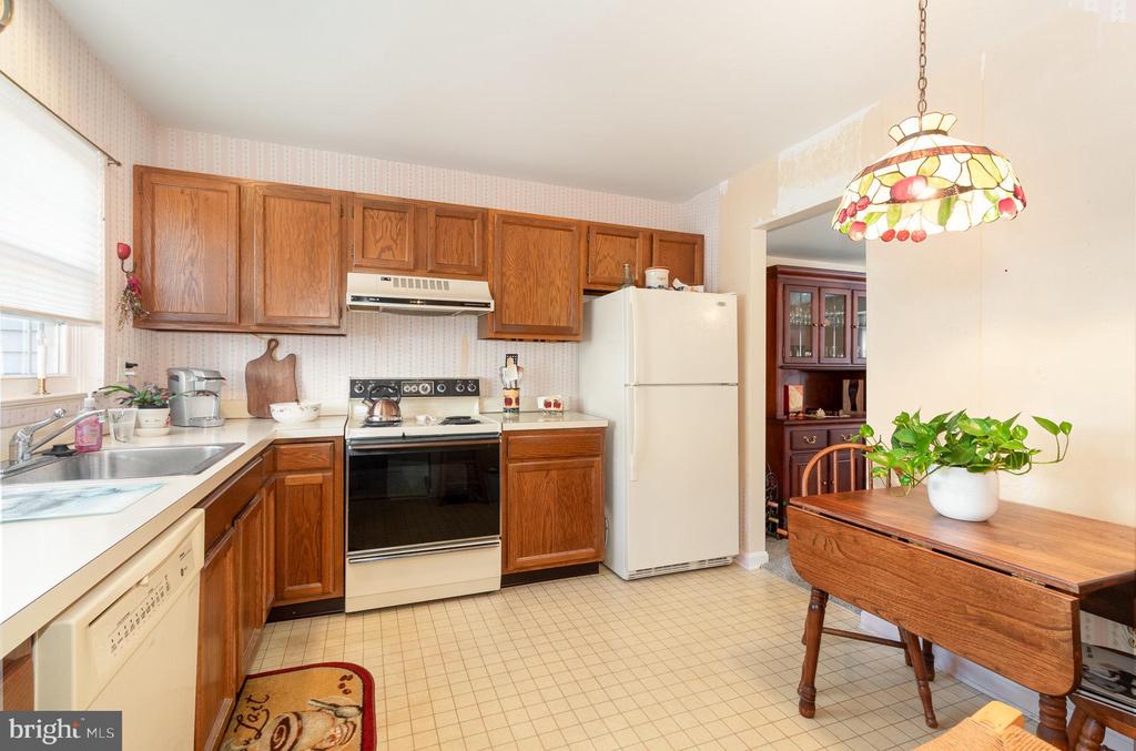 611 Cambridge Ct