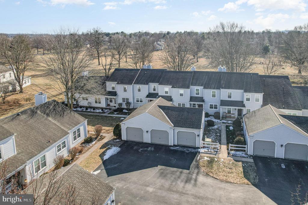 611 Cambridge Ct