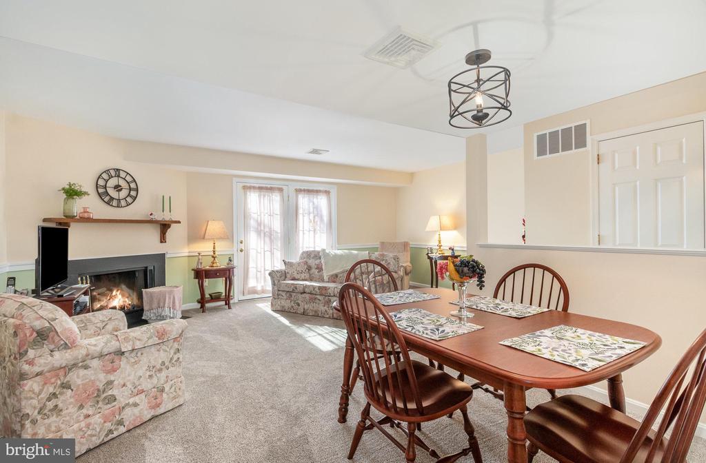 611 Cambridge Ct