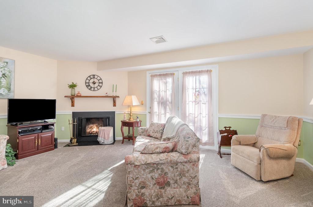611 Cambridge Ct