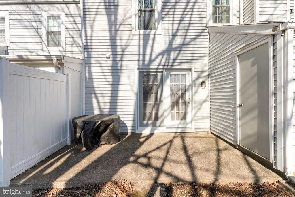 611 Cambridge Ct