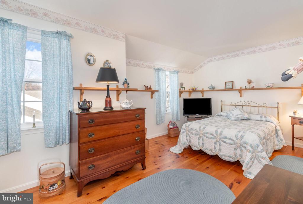 611 Cambridge Ct