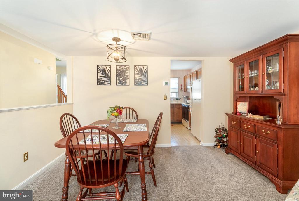 611 Cambridge Ct