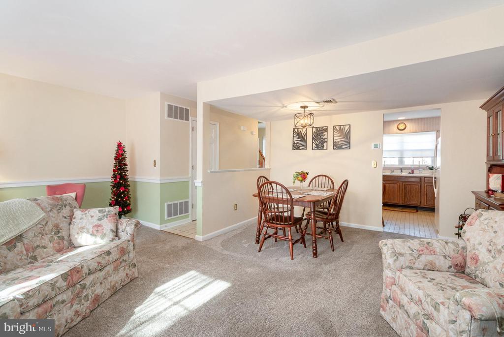 611 Cambridge Ct