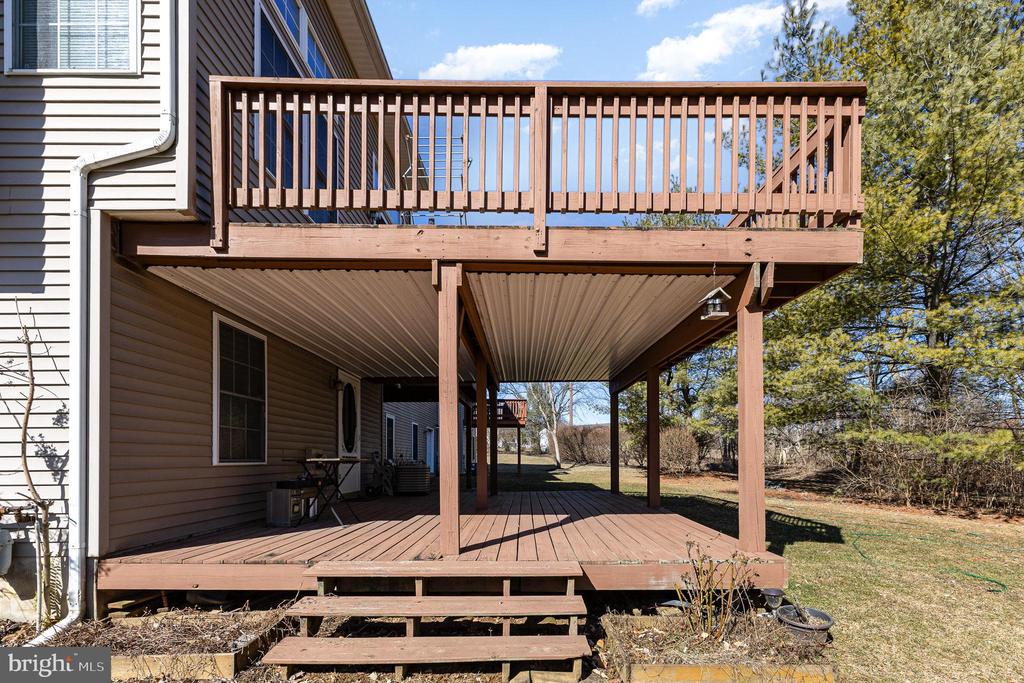 108 Woodside Ct
