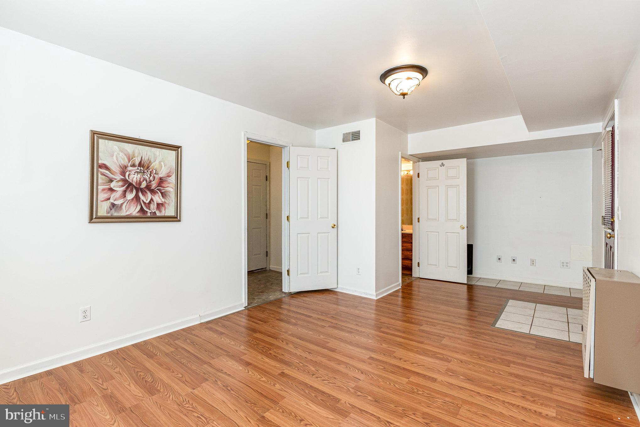 108 Woodside Ct