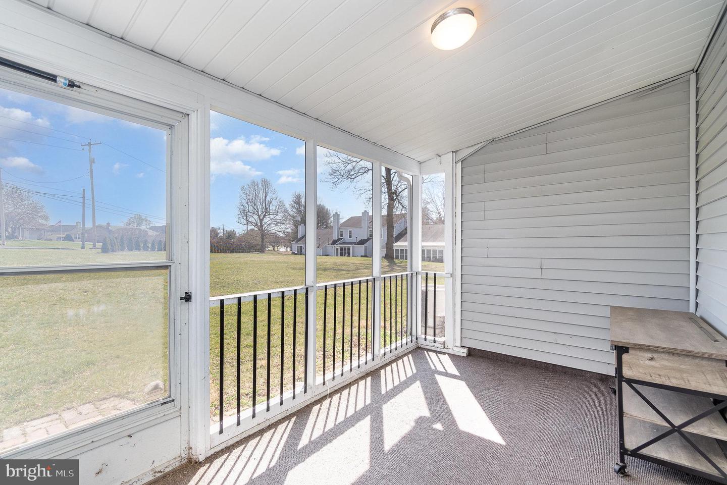 407 Cambridge Ct