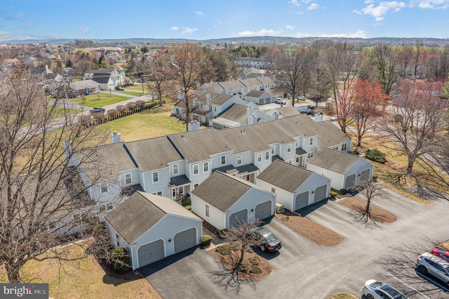 407 Cambridge Ct