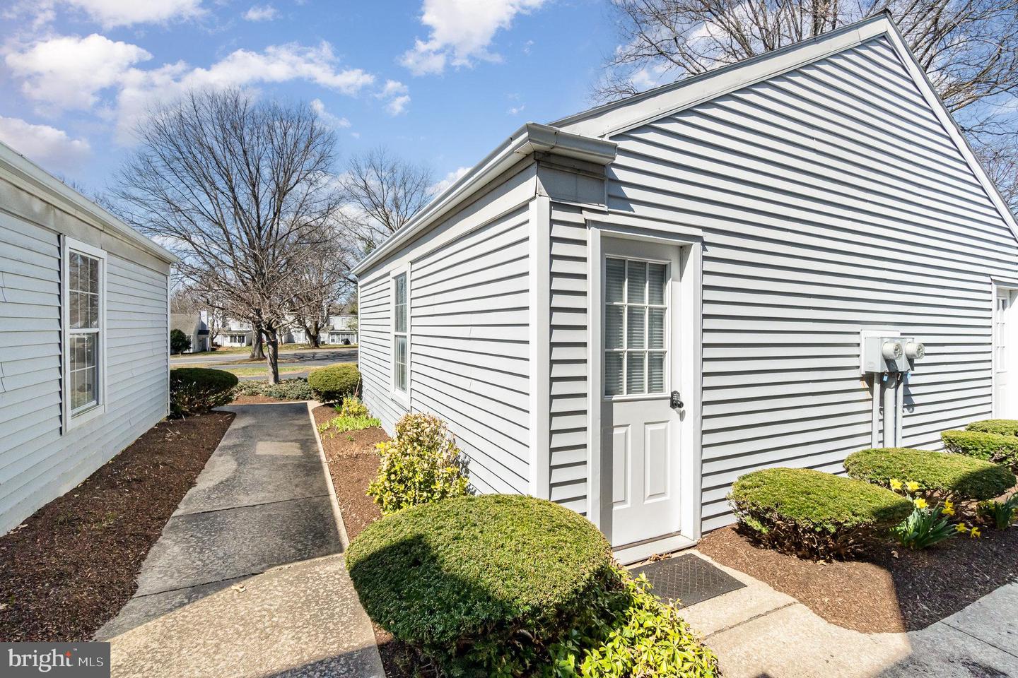 407 Cambridge Ct
